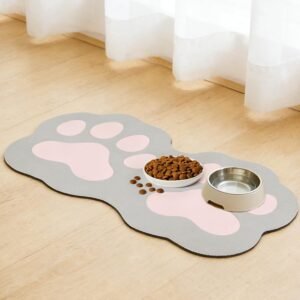 Pet feeding mat, absorbent non-slip structure